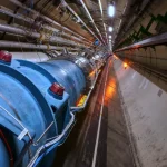 Particle accelerator